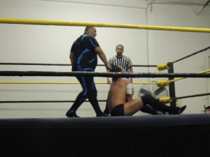 Ben Ortiz vs Conor Claxton at CZW Dojo Wars XI 02
