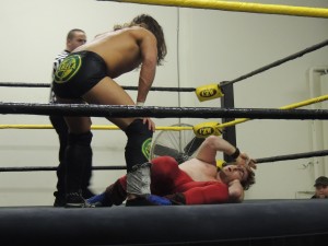 Andrew Wolf vs Joey Janela at CZW Dojo Wars XIV 02