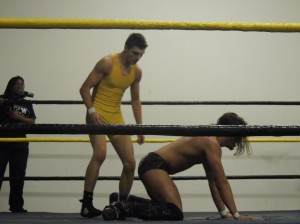 Joey Janela vs. Curt Robinson at CZW Dojo Wars XXII 02