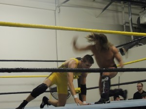 Curt Robinson vs Joey Janela at CZW Dojo Wars XXIV 02