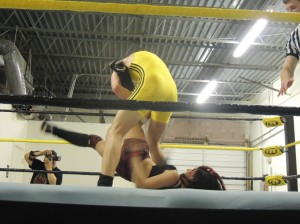 Brittany Blake vs Curt Robinson at CZW Dojo Wars XXVIII 01